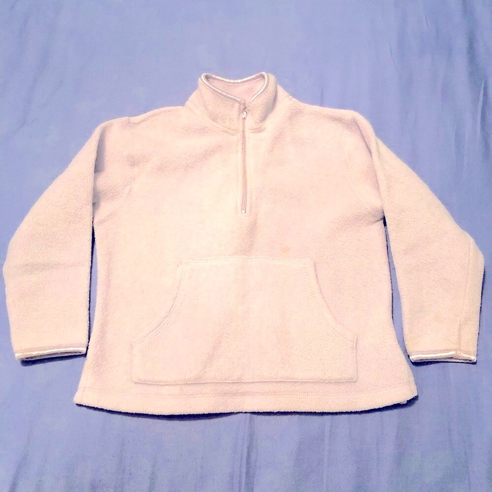 Vibrations Lilac Fleece Top Half Zipper Neck & Front Pouch Pocket & Long Sleeves